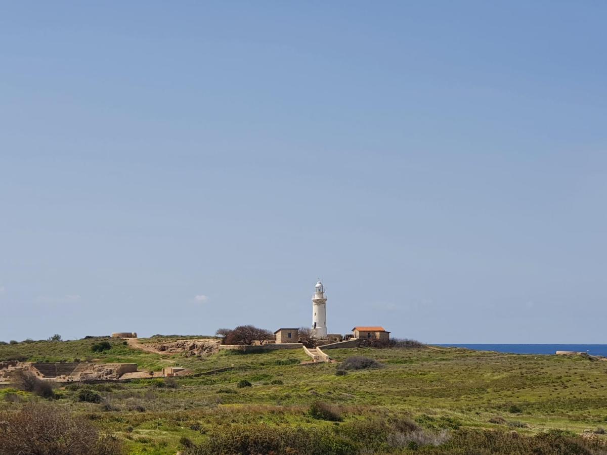 Ancient Paphos - Cozy Place Next To The Sea, Marina, Historical Sites, Buses, Mall, And Market Exterior foto
