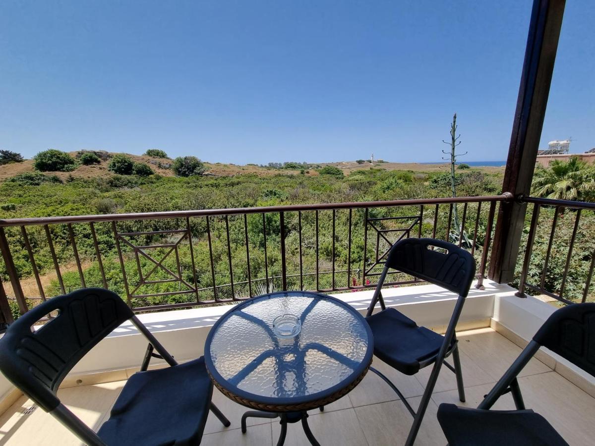 Ancient Paphos - Cozy Place Next To The Sea, Marina, Historical Sites, Buses, Mall, And Market Exterior foto
