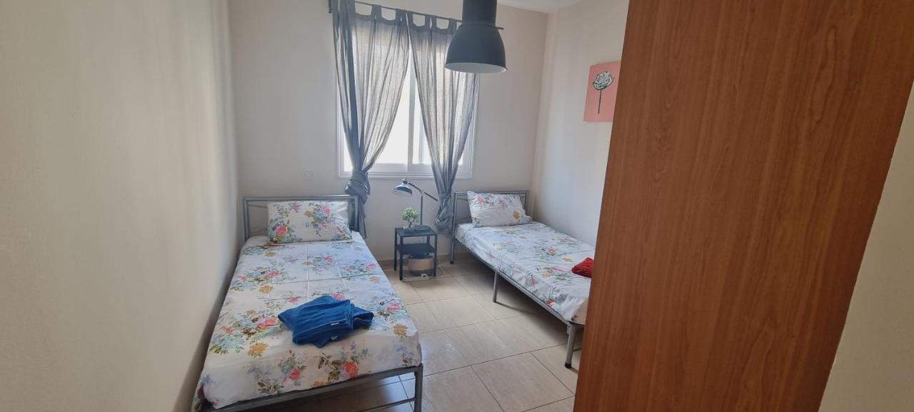 Ancient Paphos - Cozy Place Next To The Sea, Marina, Historical Sites, Buses, Mall, And Market Exterior foto